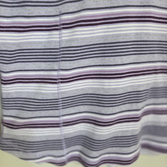 ⭐️GAP Purple Striped Top Size XL - Picture 3 of 5